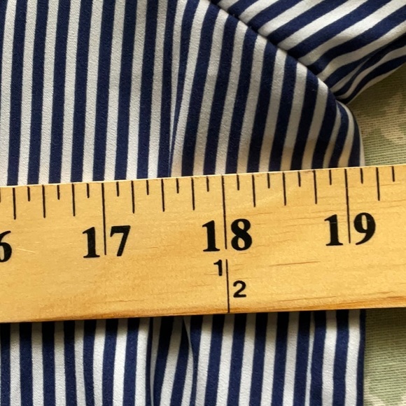 Mango MNG Women’s Blue and White Vertical Stripes Long Sleeves Top Size 4 - Picture 8 of 10